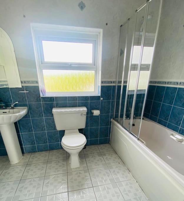 Villa The Townhouse Dungloe Esterno foto