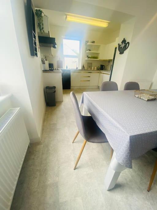 Villa The Townhouse Dungloe Esterno foto