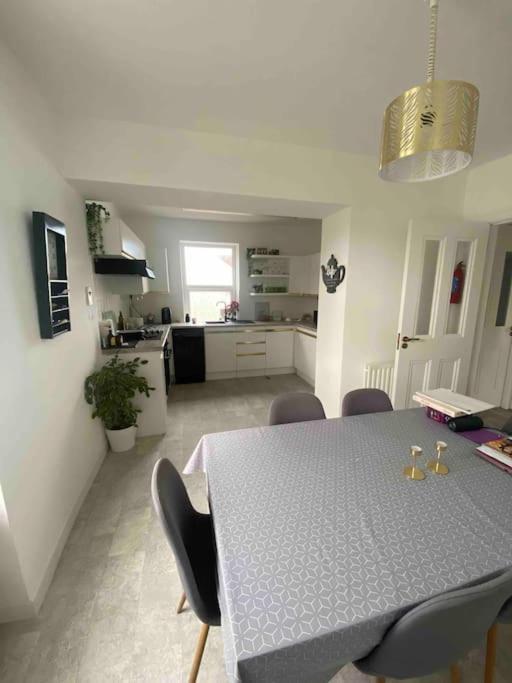 Villa The Townhouse Dungloe Esterno foto